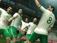 『ウイイレ2011』、アイルランド代表最新ユニフォームなどダウンロードコンテンツを配信 画像
