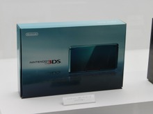 【Nintendo World 2011】アクアブルー、コスモブラックの本体パッケージも公開 画像