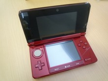 新色ニンテンドー3DS「フレアレッド」を早速開封してみた 画像