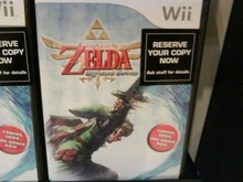 『ゼルダの伝説 スカイウォードソード』のダミーパッケージが海外の店頭に 画像