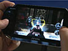 【gamescom 2011】PS Vita用の新作『Resistance: Burning Skies』が正式発表、デモも実演 画像