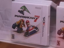 【gamescom 2011】『スーパーマリオ3Dランド』&『マリオカート7』のダミーパッケを発見! 画像