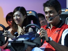 【TGS 2011】伝説のF1ドライバー、鈴木亜久里も登場・・・『F1 2011』ステージ 画像