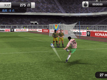iOS版『ウイニングイレブン2012』配信開始 ― Facebook連携、Wi-FiやBluetoothで対戦も 画像
