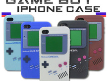 iPhoneが初代ゲームボーイに？「ゲームボーイ型iPhone4/4Sケースカバー」 画像