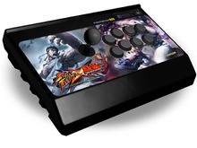 『STREET FIGHTER X 鉄拳』公式アーケード型コントローラーがソフトと同時発売 ― プロ格闘ゲーマー・ウメハラ氏も使用 画像