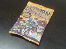 巷で話題の「なめこあめ」を食べてみた 画像