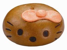 ちょっぴり小悪魔?になった「ハローキティチョコまん」11月6日より120万食限定で発売 画像