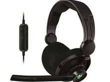 Razer、Xbox360向けに再設計したゲーミングヘッドセット「Carcharias」発表 画像