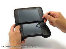 ニンテンドー3DS LL用「シリコングリップ3DLL」登場、アンチダスト加工でホコリも安心 画像