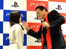 史上初のビンタ同梱パック、猪木さんの闘魂ほとばしるビックロイベントをフォトレポート 画像