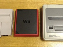 小さくなったWiiはファミコンサイズ ― Wii miniハードウェアレポートをご紹介 画像