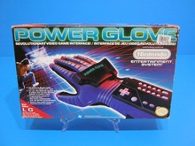 伝説のファミコン専用コントローラー「パワーグローブ」がeBayに出品 画像