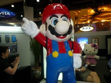 【E3 2013】マリオやキティちゃんなど、北米で発売されているポーチやタッチペンを見てみた 画像