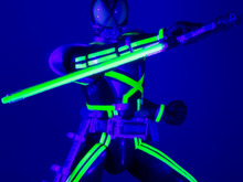 S.H.Figuarts「仮面ライダーカイザ」が「GLOWING STAGE」のセットで登場、ダブルストリームが発光 画像