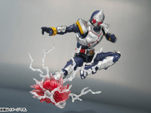 運命の切り札をつかみ取れ！S.H.Figuarts「仮面ライダーブレイド」発売 画像
