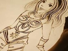 『GRAVITY DAZE』のキトゥンがサンドアートで描かれる ─ 制作過程を収録した動画も公開中 画像
