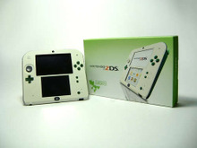 ファンメイドのルイージ30周年記念風ニンテンドー2DSがオークションに出品 ― 落札金額の25%をチャリティ団体に寄付 画像