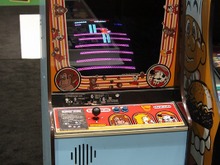 【GDC Next 2013】任天堂ファン必見の『DONKEY KONG』(1981年)やゲームボーイの販促筐体が展示されていた！ 画像