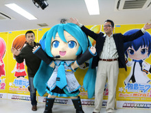 『初音ミク Project mirai 2』体験会はミクダヨー降臨でアイドル撮影会に!?『ぷよぷよ』とのコラボ経緯からビッグエコーとのコラボルーム視察レポート 画像