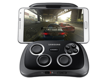 サムスン、GALAXY向けゲームコントローラー「Smartphone GamePad」を欧州で発売 画像