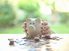 お年玉、子ども1人当たりの平均は4,405円・・・使い道は貯金やゲーム 画像