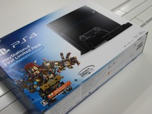 【PS4発売特集】日本版PS4を開封し、海外版と比較してみた 画像