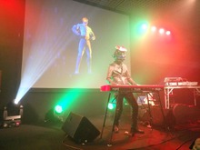 【BitSummit 14】昨年に引き続き一番の盛り上がり！サカモト教授のライブ・パフォーマンス 画像