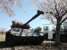 陸上自衛隊土浦駐屯地で戦車と一緒にお花見をしてきた 画像