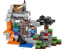 LEGO『マインクラフト』に新シリーズが登場、今度は通常サイズのブロックに 画像