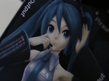 ギターを弾けば初音ミクが歌い出す？ボーカロイド・エフェクター「MIKU STOMP」登場 画像