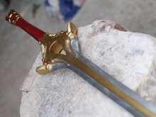 全てハンドメイド！『ファイアーエムブレム 覚醒』に登場するファルシオンの木製レプリカをご紹介 画像