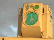 アメリカ陸軍、Xboxコントローラーで照準を合わせるレーザー防衛兵器を試験中 画像