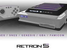 一台で複数のレトロゲームを起動できる「RetroN 5」、エミュレーターコードの無断使用で規約違反か 画像