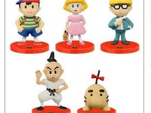 「MOTHER2 スタンドフィギュア」全5種類登場、次期Windowsは9を飛ばして「10」に、『時のオカリナ』を『神トラ』テイストの2Dに…海外ファンのリメイク企画、など…昨日のまとめ(10/1) 画像