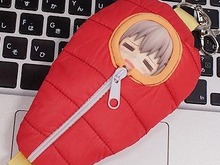 「ねんどろいどおでかけポーチ」に“寝袋”バージョンが登場！登山のお供にぴったり？ 画像