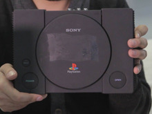 「ネジコン」「ポケステ」「黒ステ」・・・懐かしの初代プレイステーション周辺機器を振り返る映像公開 画像