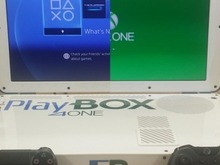 PS4とXbox Oneを一体化！夢のラップトップ機「PlayBOX」を海外マニアが製作 画像