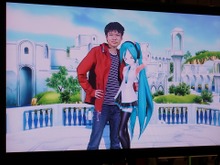 【超会議2015】二次元キャラと写真が撮れる「ニコニ立体写真館」が予想以上に凄かった 画像