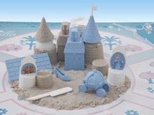 ナムコ・HARIO、家で使える砂場「suna・suna」を開発…水に浸さなくとも固まる 画像