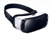 VRヘッドセット「Gear VR」製品版発表、価格はβ版の半額99ドル 画像