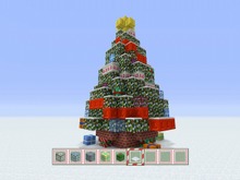 ブロックで再現された「マインクラフト クリスマスツリー」が東京赤坂サカスに登場、17日までの1週間限定 画像