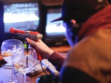 「ゲーマー向けホテル」オランダにオープン…全室でレトロハード・ソフト無料貸出、バーにはマルチプレイゲームを設置 画像