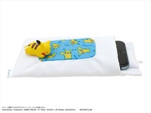 ピカチュウがおふとんに！「大きいスマホのおふとんver.ピカチュウ」2月5日発売 画像