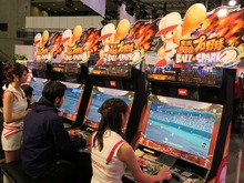 ボール型コントローラーも注目！スマホと連動して遊べるアーケード版『実況パワフルプロ野球BALL☆SPARK』 画像