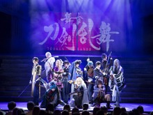 舞台「刀剣乱舞」開幕!ライブ・ビューイング決定、BD/DVDは9月にリリース 画像