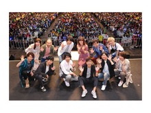 「おそ松さん」ファン7万人が熱狂! 「フェス松さん'16」に6つ子と主要キャラのキャストが集結 画像