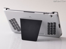 iPad向け「背面キーボード」登場 画像