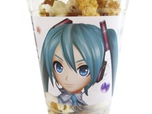 「Doc Popcorn」から『初音ミク -Project DIVA- X HD』コラボパッケージが登場！限定ブロマイドもプレゼント 画像
