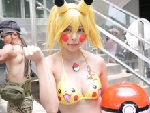 【昨日のまとめ】TGS美女コスプレイヤー写真70枚以上を放出、シリーズ初のMMO ACT『ゴッドイーター オンライン』、新侵略宇宙人の正体は!?『地球防衛軍5』イベントレポ…など(9/19) 画像